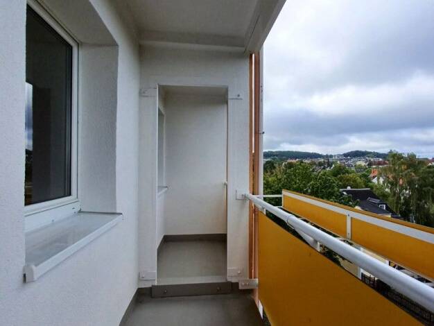 Wohnung zur Miete 238 € 2 Zimmer 39,6 m² 3. Geschoss frei ab 01.11.2026 Mammenstraße 42 Ostvorstadt Plauen 08527