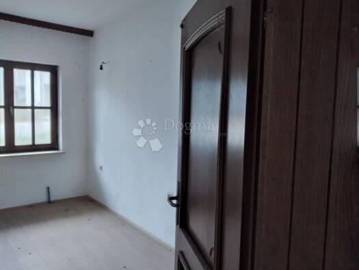 Haus zum Kauf 41.000 € 8 Zimmer 360 m² 814 m² Grundstück Topusko 44415