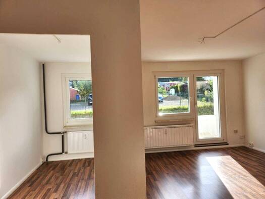Wohnung zur Miete 380 € 4 Zimmer 67,8 m² frei ab sofort Thurm Mülsen 08132