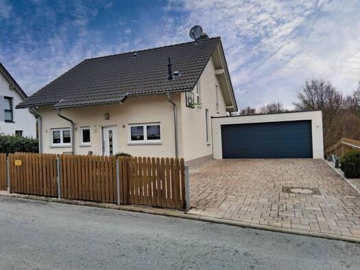 Einfamilienhaus zum Kauf 488.000 € 6 Zimmer 125,4 m² 584 m² Grundstück Reißig Plauen 08525