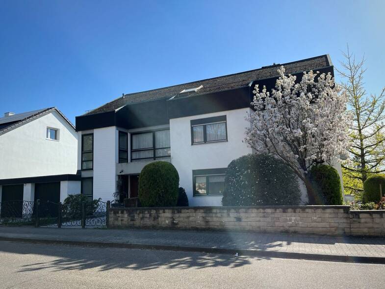 Mehrfamilienhaus zum Kauf 1.180.000 € 9 Zimmer 266 m² 807 m² Grundstück Ettlingen - Kernstadt 1 Ettlingen 76275