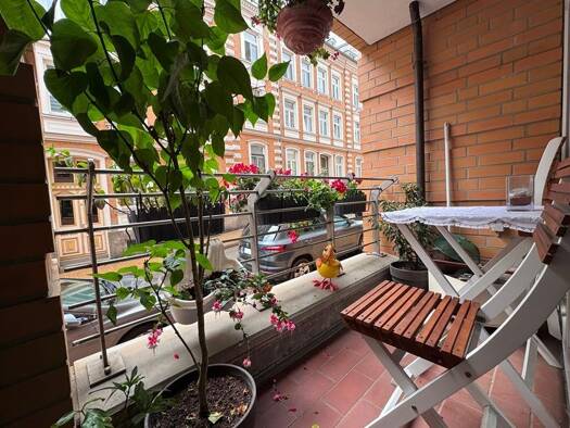 Wohnung zur Miete 729 € 2 Zimmer 73 m² frei ab sofort Paulsstadt Schwerin 19053