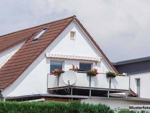 Wohnung zum Kauf 86.000 € 3 Zimmer 64 m² Krawankenzeile Viktringer Vorstadt Klagenfurt am Wörthersee 9020