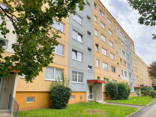 Wohnung zur Miete 479 € 5 Zimmer 85 m² Geschoss 2/5 frei ab sofort Neuplanitzer Straße 73 Neuplanitz Zwickau 08062