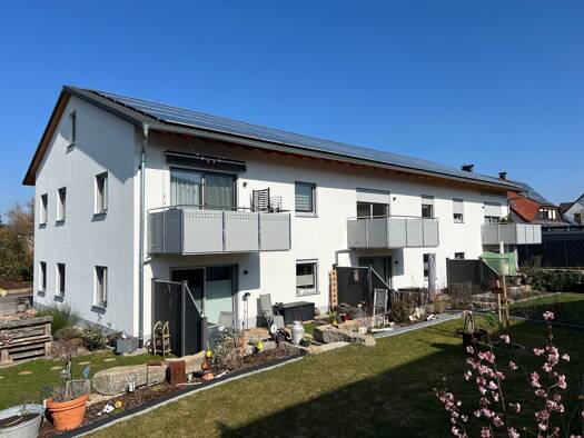 Wohnung zur Miete 930 € 2 Zimmer 77 m² Geschoss 1/2 frei ab 01.04.2026 Gremsdorf 91350