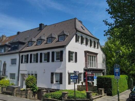 Reihenendhaus zum Kauf 2.490.000 € 9 Zimmer 378 m² 581 m² Grundstück Oberkassel Stadtbezirk 4 40545