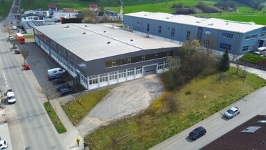 Produktionshalle zur Miete provisionsfrei 4,90 € 5.885 m² Lagerfläche teilbar ab 2.942 m² Industriestraße 9 Öschelbronn Niefern-Öschelbronn 75223