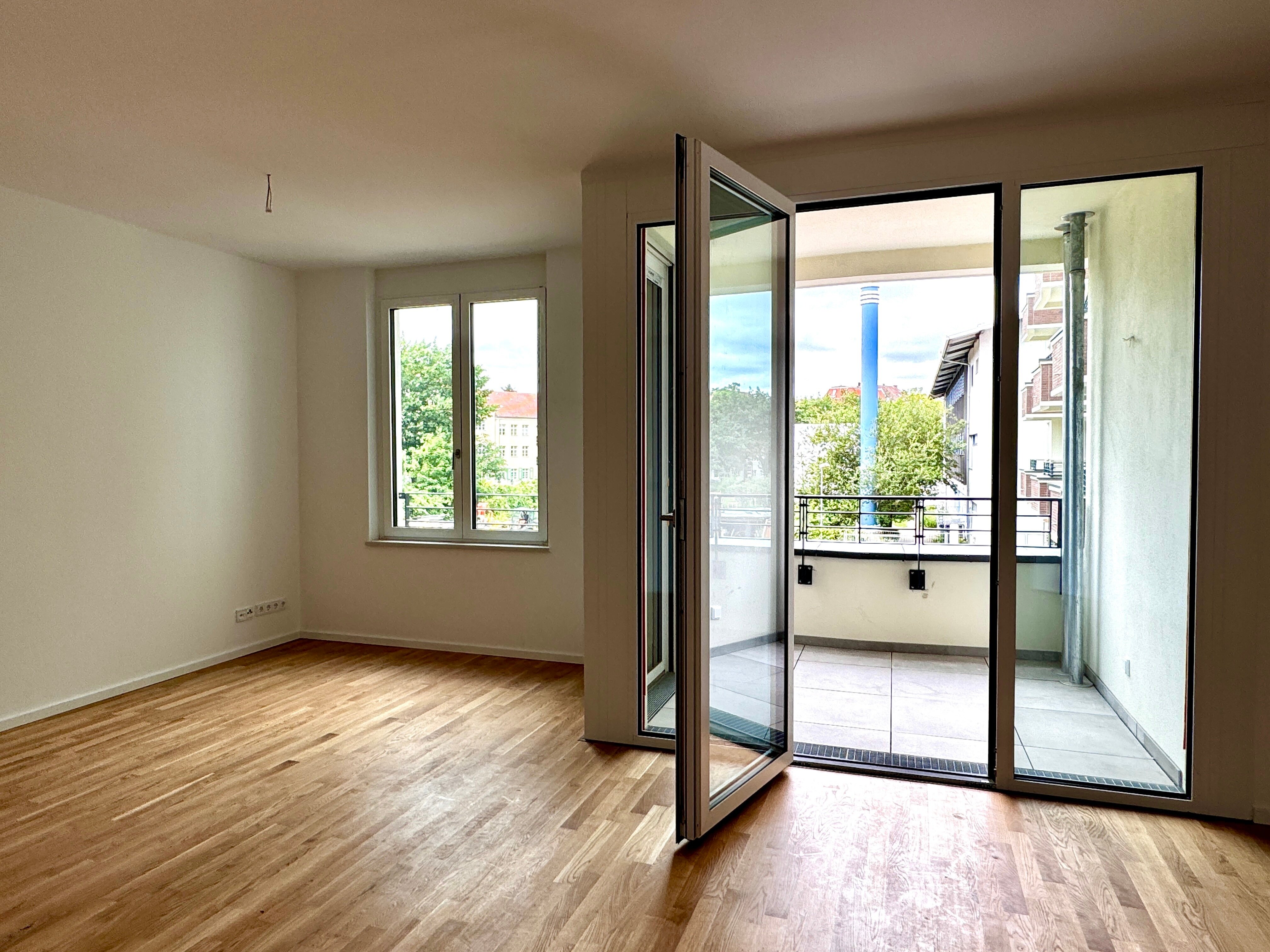 Wohnung zur Miete 2.855 € 4 Zimmer 114,2 m²<br/>Wohnfläche 1.<br/>Geschoss ab sofort<br/>Verfügbarkeit Wiesbadener Straße 56 d Wilmersdorf Berlin 14197