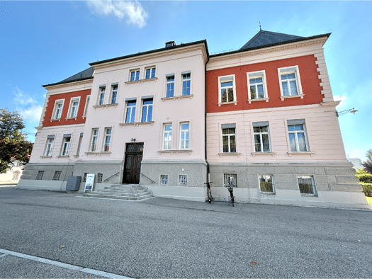 Büro zur Miete 8,80 € 11 Zimmer 447 m² Bürofläche Am Bleichanger 33 Kaufbeuren Kaufbeuren 87600