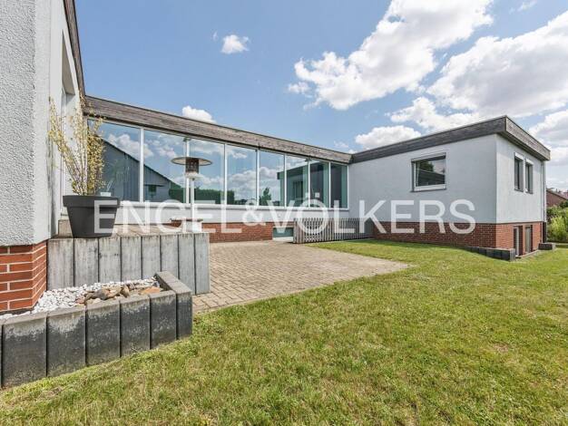 Einfamilienhaus zum Kauf 680.000 € 5 Zimmer 217 m² 527 m² Grundstück Stadtgebiet Wolfenbüttel 38302