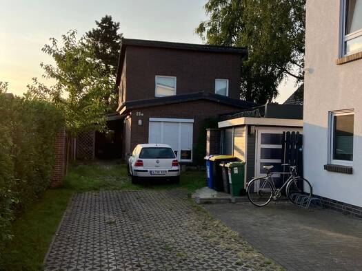 Haus zum Kauf 4,5 Zimmer 111 m² 531 m² Grundstück Ofenerdiek Oldenburg 26125
