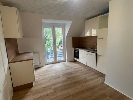 Terrassenwohnung zur Miete 920 € 3,5 Zimmer 100 m² Geschoss 1/2 frei ab 15.09.2026 Neustadt Neustadt an der Aisch 91413