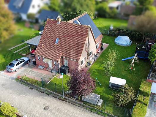 Einfamilienhaus zum Kauf 279.000 € 6 Zimmer 125 m² 665 m² Grundstück Varel Varel 26316