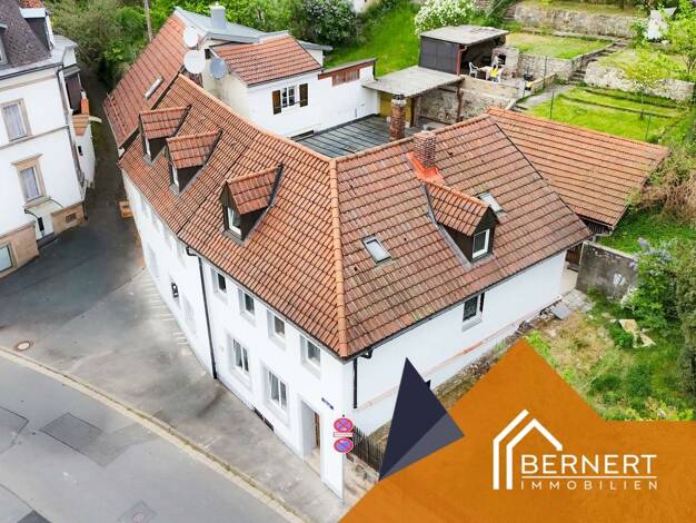 Mehrfamilienhaus zum Kauf 249.000 € 11 Zimmer 218,3 m² 610 m² Grundstück Kulmbach Kulmbach 95326