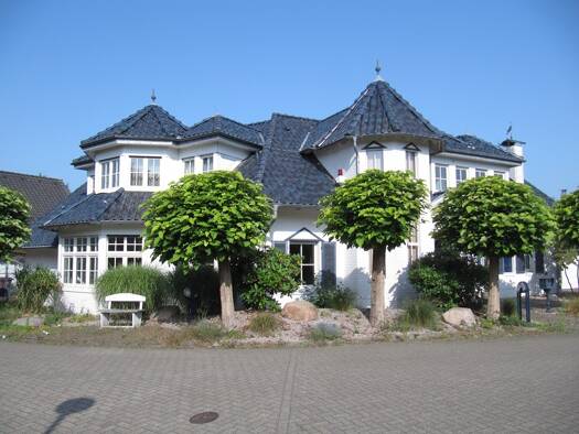 Villa zum Kauf 599.000 € 8 Zimmer 300 m² 656 m² Grundstück Kranenburg 47559