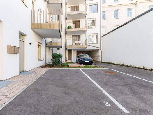 Außenstellplatz zur Miete - Erstbezug 200 € Wien 1060