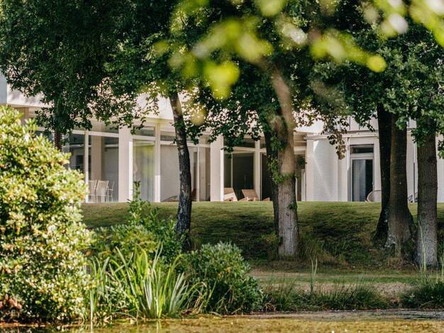 Villa zum Kauf provisionsfrei 2.790.000 € 7 Zimmer 547 m² 43.408 m² Grundstück Breloh Munster 29633