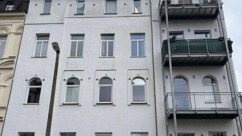 Wohnung zur Miete 1.046 € 5 Zimmer 139,4 m² frei ab 01.06.2026 Zabelstraße 16 Innenstadt Gera 07545