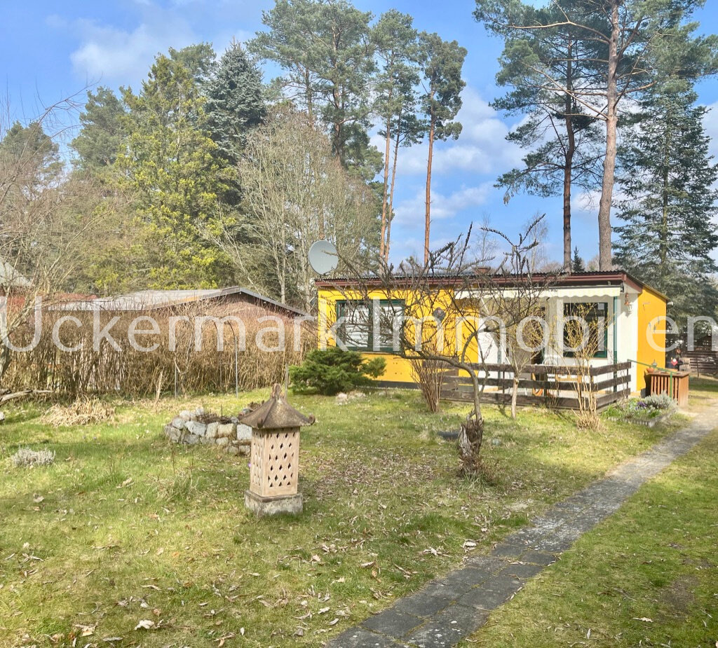 Bungalow zum Kauf 65.000 € 2 Zimmer 30 m²<br/>Wohnfläche 504 m²<br/>Grundstück ab sofort<br/>Verfügbarkeit Mahlendorfer Weg 12 Warthe Boitzenburger Land 17268