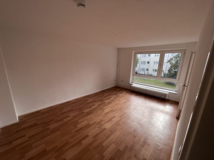 Wohnung zur Miete 390 € 2 Zimmer 44 m²<br/>Wohnfläche EG<br/>Geschoss 01.02.2025<br/>Verfügbarkeit Süsterfeld / Helleböhn Kassel 34134