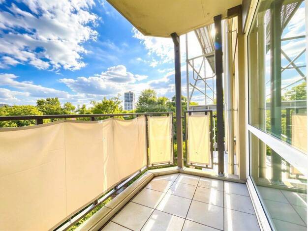 Wohnung zum Kauf 184.000 € 3 Zimmer 69 m² 3. Geschoss Zündorf Köln 51143