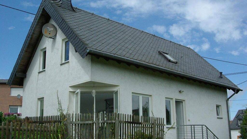 Einfamilienhaus zum Kauf provisionsfrei 229.000 € 5 Zimmer 107 m² 332 m² Grundstück Mehren 54552