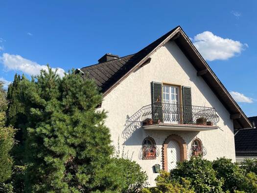 Einfamilienhaus zum Kauf 640.000 € 4 Zimmer 150 m² 600 m² Grundstück frei ab sofort Niedernhausen Niedernhausen 65527