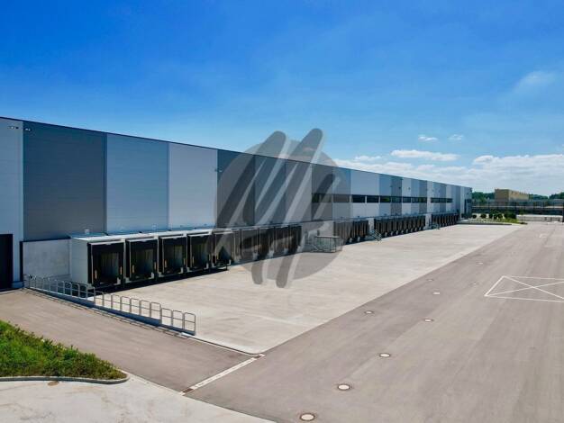 Lagerhalle zur Miete - Erstbezug provisionsfrei 11.000 m² Lagerfläche Nieder-Rosbach Rosbach vor der Höhe 61191