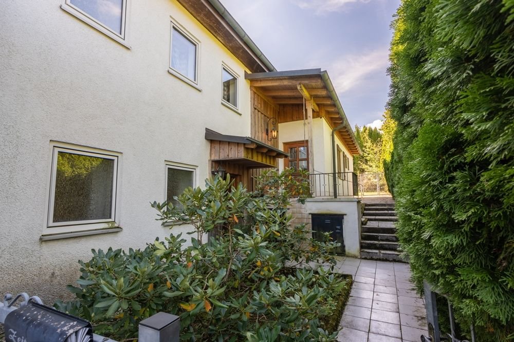 Einfamilienhaus zum Kauf 520.000 € 6 Zimmer 172 m²<br/>Wohnfläche 1.075 m²<br/>Grundstück Hacklberg Passau 94034