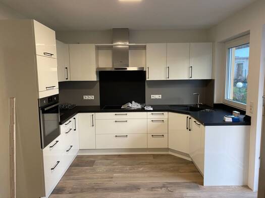Terrassenwohnung zur Miete 900 € 2 Zimmer 75 m² Geschoss EG/1 frei ab sofort Oberer Graben 11 Thüngersheim 97291