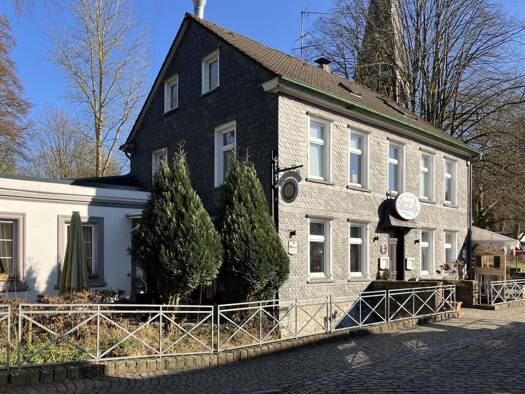 Restaurant zum Kauf 540.000 € 156 m² Gastrofläche 391 m² Grundstück Gruiten Haan 42781