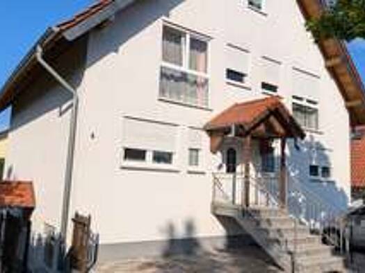 Mehrfamilienhaus zum Kauf provisionsfrei 720.000 € 11 Zimmer 306 m² 599 m² Grundstück Burgunderweg 4 Biebelsheim 55546