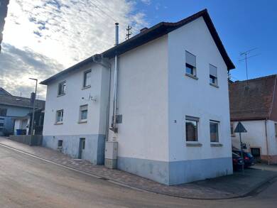 Haus zum Kauf 125.000 € 137 m² 220 m² Grundstück Petersberg 66989