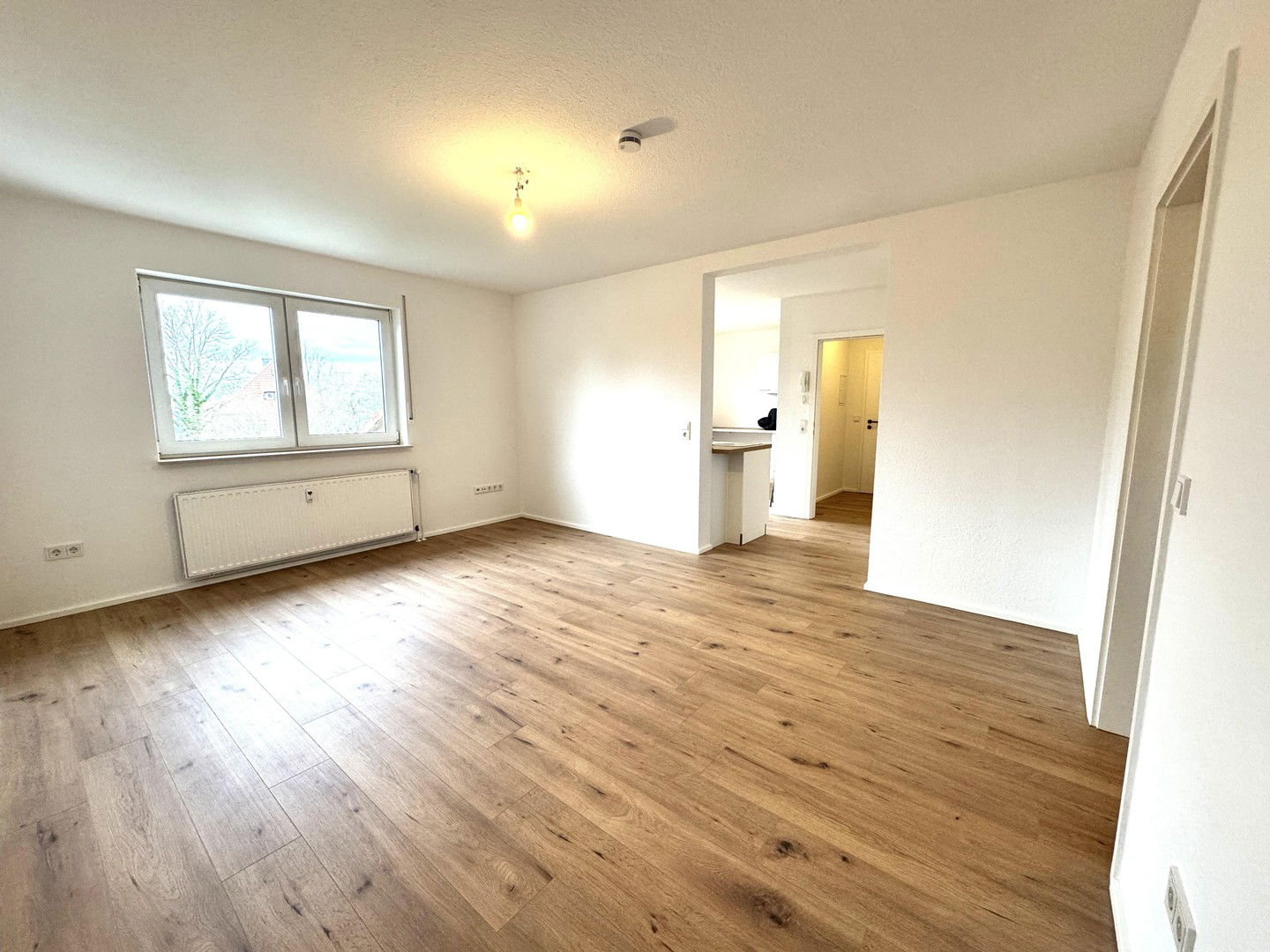 Wohnung zur Miete 499 € 1,5 Zimmer 45 m²<br/>Wohnfläche 1.<br/>Geschoss Rosengarten Kassel 34134