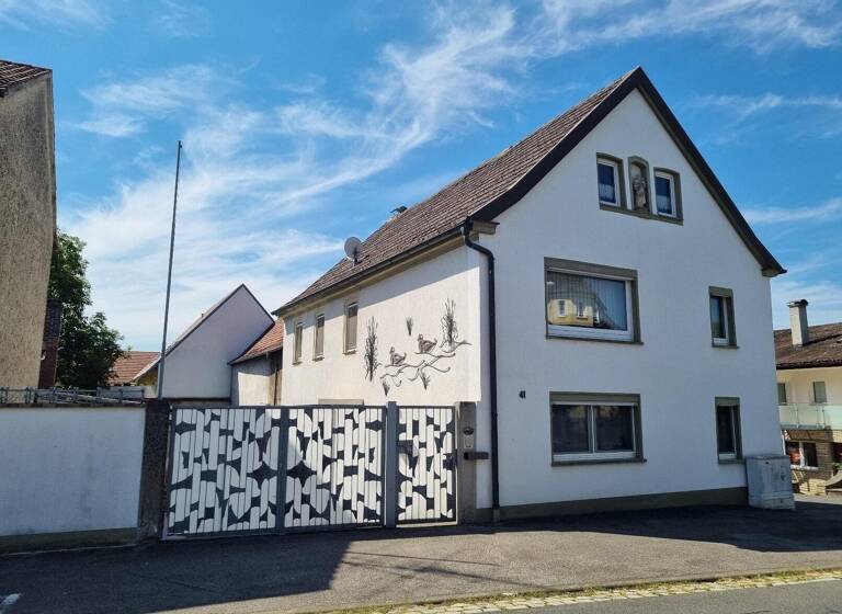 Einfamilienhaus zum Kauf 248.000 € 6 Zimmer 160 m²<br/>Wohnfläche 540 m²<br/>Grundstück ab sofort<br/>Verfügbarkeit Wonfurt Theres 97531