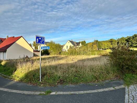 Grundstück zum Kauf provisionsfrei 389.000 € 747 m² Grundstück Starenstraße 2 Höchstadt Höchstadt a.d.Aisch 91315