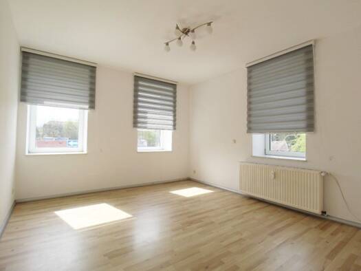 Wohnung zur Miete 315 € 2 Zimmer 57 m² 1. Geschoss Lunzenau Lunzenau 09328