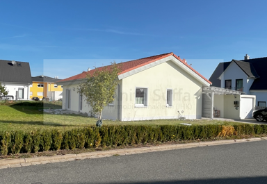 Bungalow zum Kauf 399.000 € 3 Zimmer 94 m² 601 m² Grundstück frei ab sofort Burghaslach Burghaslach 96152