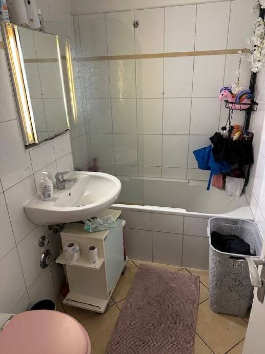 Property thumbnail 11