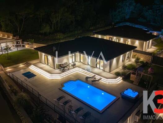 Haus zum Kauf 4 Zimmer 150 m² 180 m² Grundstück Podbablje 0