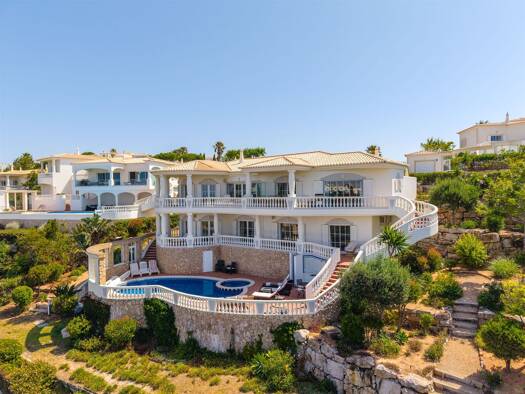Haus zum Kauf 1.100.000 € 410 m² 1.470 m² Grundstück Vila do Bispo e Raposeira 8650