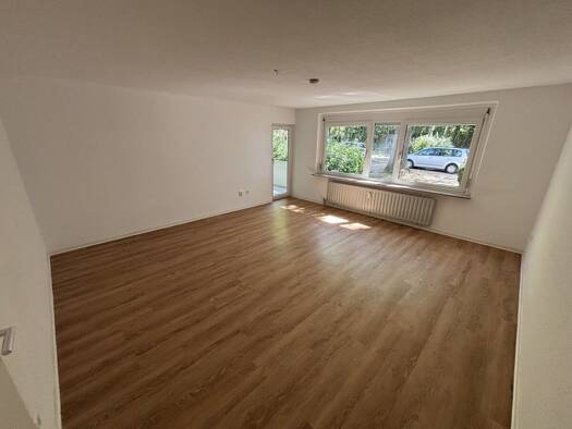 Wohnung zur Miete 1.018 € 3 Zimmer 98,1 m² frei ab sofort Im Feldle 36 Bietigheim Bietigheim-Bissingen 74321