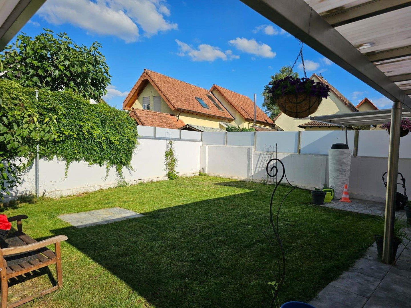 Einfamilienhaus zum Kauf provisionsfrei 429.000 € 8 Zimmer 220 m²<br/>Wohnfläche 335 m²<br/>Grundstück Osthofen 67574