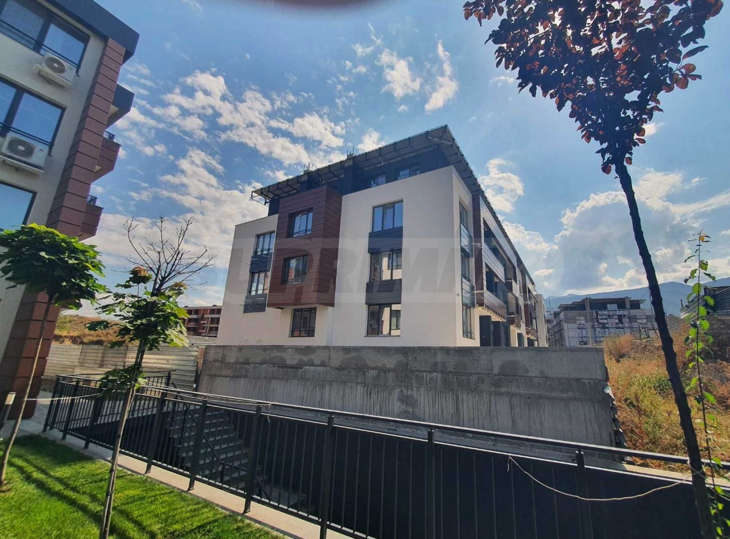 Studio zum Kauf 220.000 € 3 Zimmer 96,7 m²<br/>Wohnfläche Sofia