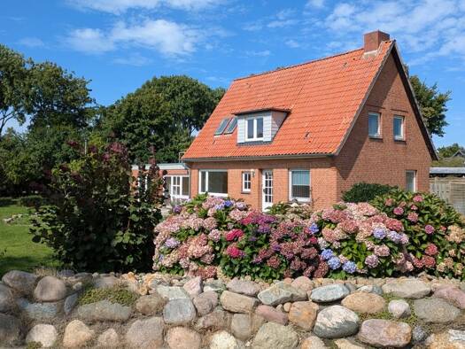 Haus zum Kauf 249.000 € 5,5 Zimmer 121 m² 961 m² Grundstück Brunsbüttel 25541
