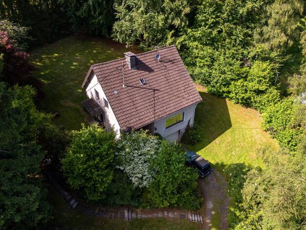 Einfamilienhaus zum Kauf 298.000 € 5 Zimmer 130,5 m² 1.936 m² Grundstück Jedinghagen Marienheide 51709