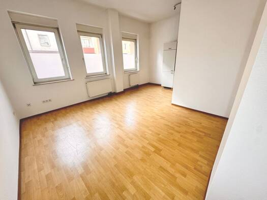 Wohnung zum Kauf provisionsfrei 139.000 € 1 Zimmer 30,1 m² frei ab sofort Landgrabenstraße 19 Steinbühl Weiterer Innenstadtgürtel Süd 90443