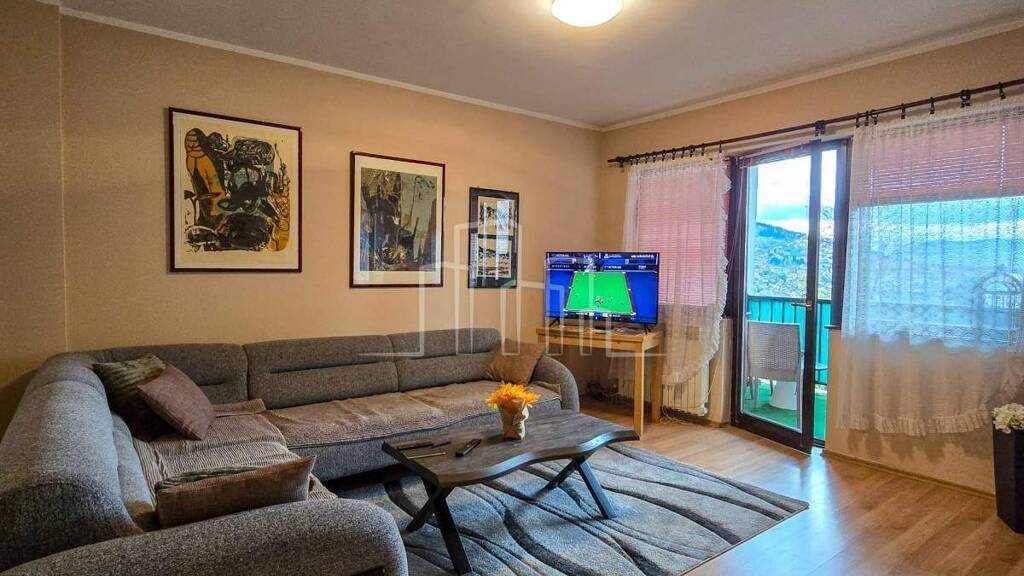 Wohnung zur Miete 511 € 3 Zimmer 1. Geschoss Sarajevo 71000