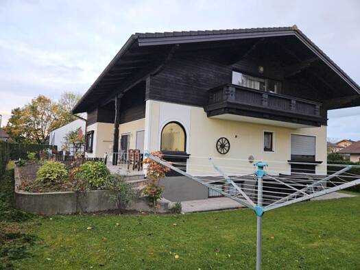 Haus zum Kauf 730.000 € 6 Zimmer 230 m² 746 m² Grundstück Sankt Georgen bei Salzburg 5113