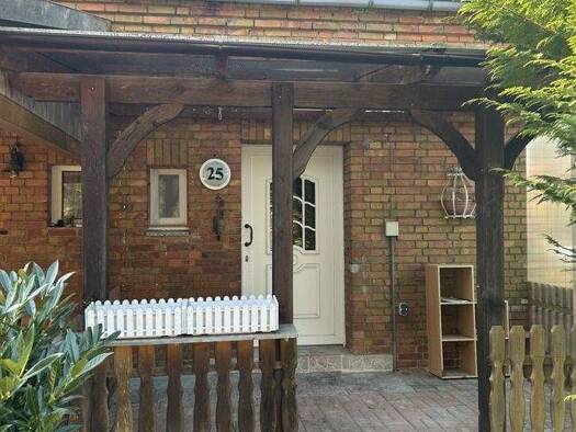 Reihenmittelhaus zum Kauf 89.000 € 4 Zimmer 88 m² 307 m² Grundstück Glöwen 19339